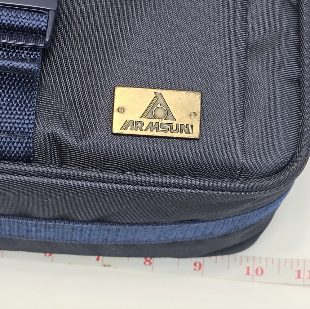Armsuni Vintage Navy Padded Camera Bag, Divider, Secure Buckle, EUC
